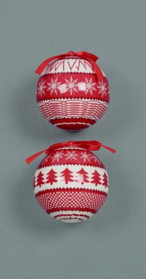 Premier-Red--White-Scandi-Style-Decoration