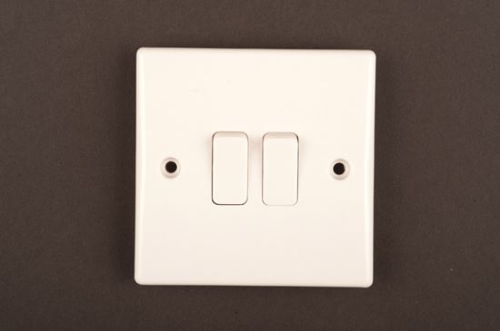 Dencon-Slimline-10A-2G-2way-Switch-to-BS3676