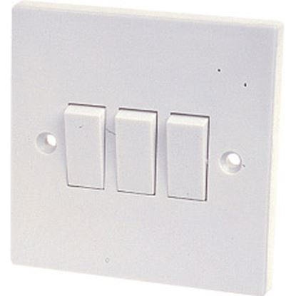Dencon-10A-3-Gang-2-Way-Switch-to-BS3676