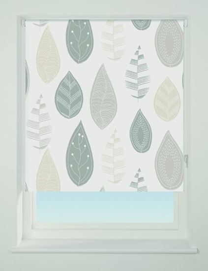 Universal-Pattern-Blackout-Roller-Blind-Leaf-Natural