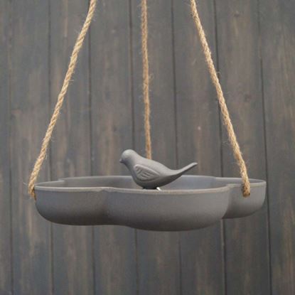 Earthy-Sustainable-Hanging-Bird-Bath-Feeder