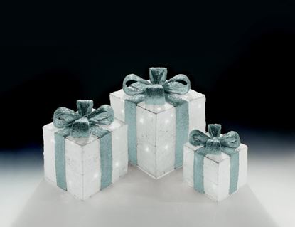 Premier-Pure-White-Parcels-With-Silver-Bow