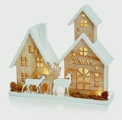 Premier-Christmas-House-Scene-With-Warm-White-LEDs