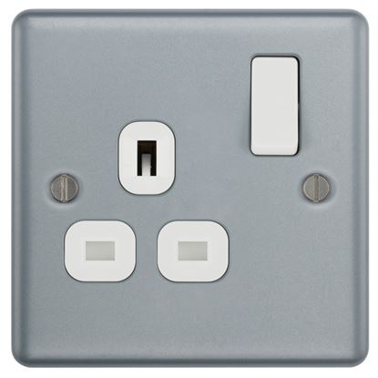 Luceco-Metal-Clad-Single-Power-Socket