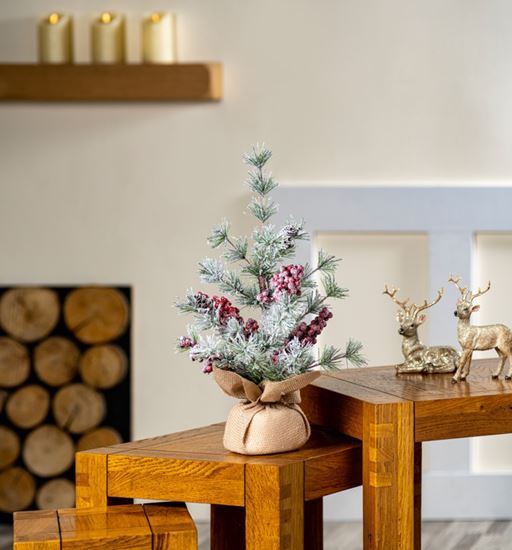 Premier-Bristle-Tree-With-Berries-With-Hessian-Base