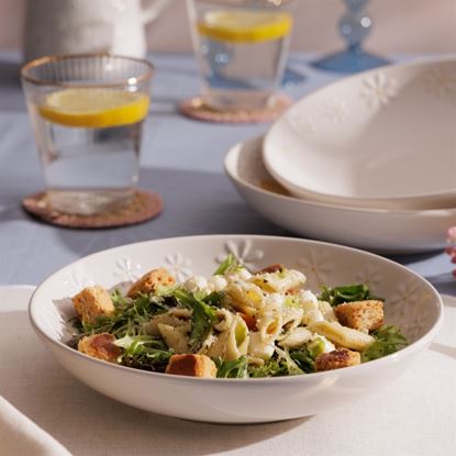 Price--Kensington-Daisy-Pasta-Bowl