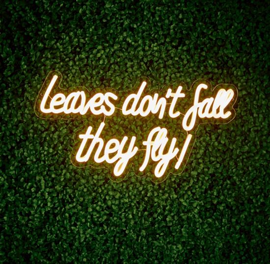 Premier-Autumn-Leaves-LED-Neon-Sign