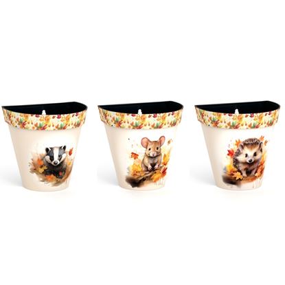 Premier-Finlay--Friends-Printed-Wall-Pots