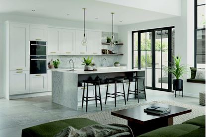 Chippendale-Shaker-Painted-Kitchen