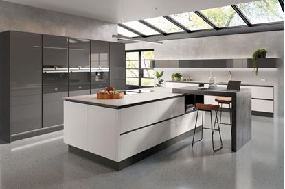 Chippendale-Oblique-Gloss-Kitchen