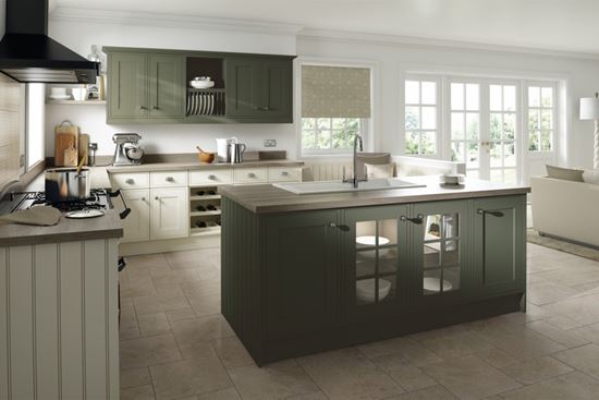 Chippendale-Edwardian-Painted-Kitchen