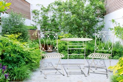Pagoda-Hampstead-Bistro-Set