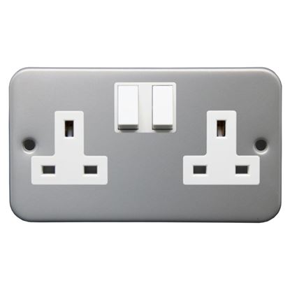 securlec-metal-clad-2-gang-switch-socket-double-pole