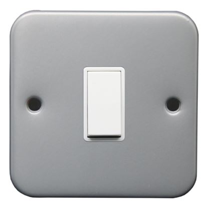 securlec-metal-clad-1-gang-2-way-switch