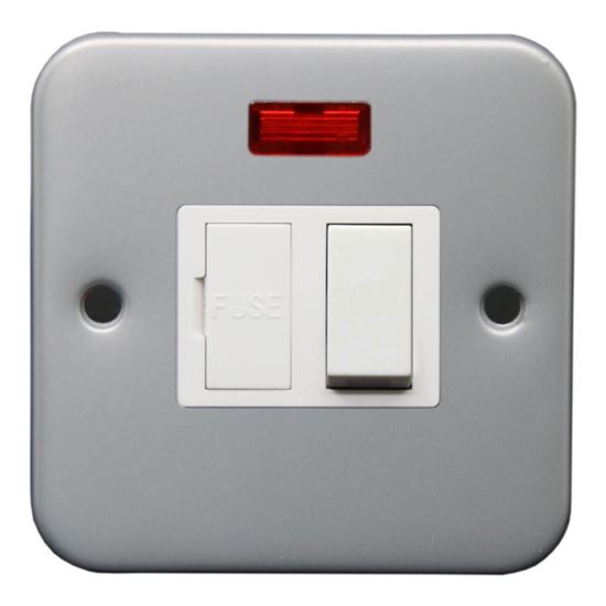 securlec-metal-clad-1-gang-switched-spur-with-neon