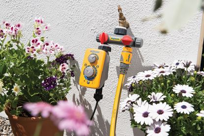 hozelock-2-way-tap-connector