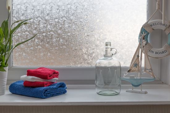 d-c-fix-self-adhesive-window-film-splinter