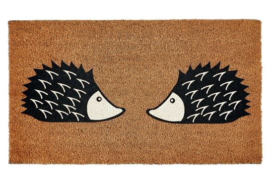 groundsman-hedgehog-doormat