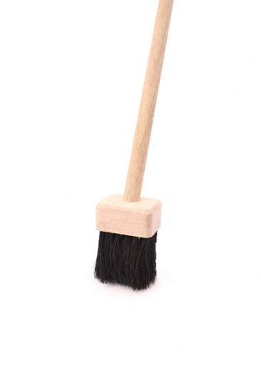 bentley-long-handled-tar-brush