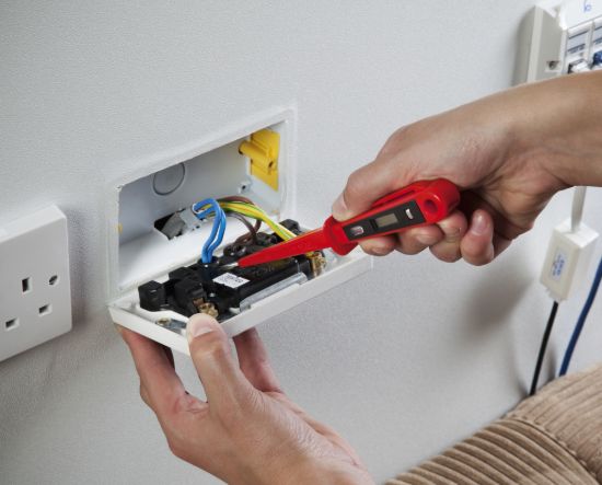 supatool-electricians-mains-tester