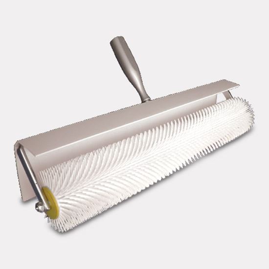 vitrex-spiked-roller